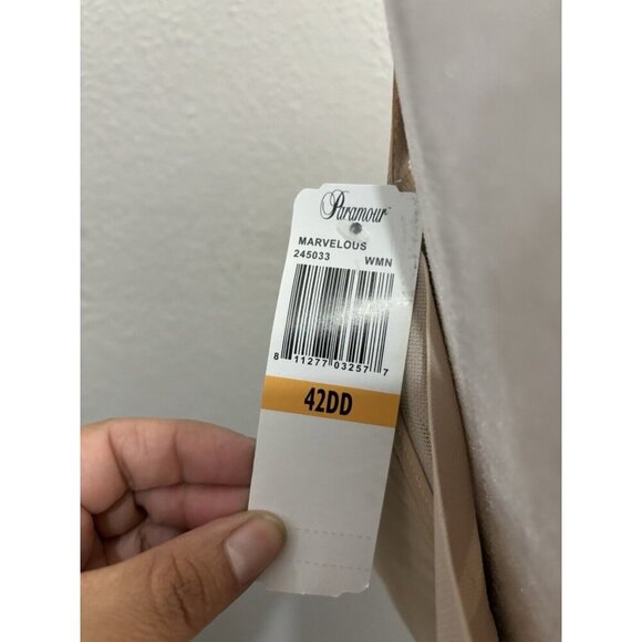 Paramour Marvelous Bra Nude Color Women Size 42DD Full Coverage Wired - Picture 6 of 9